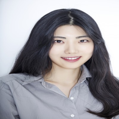 최보금